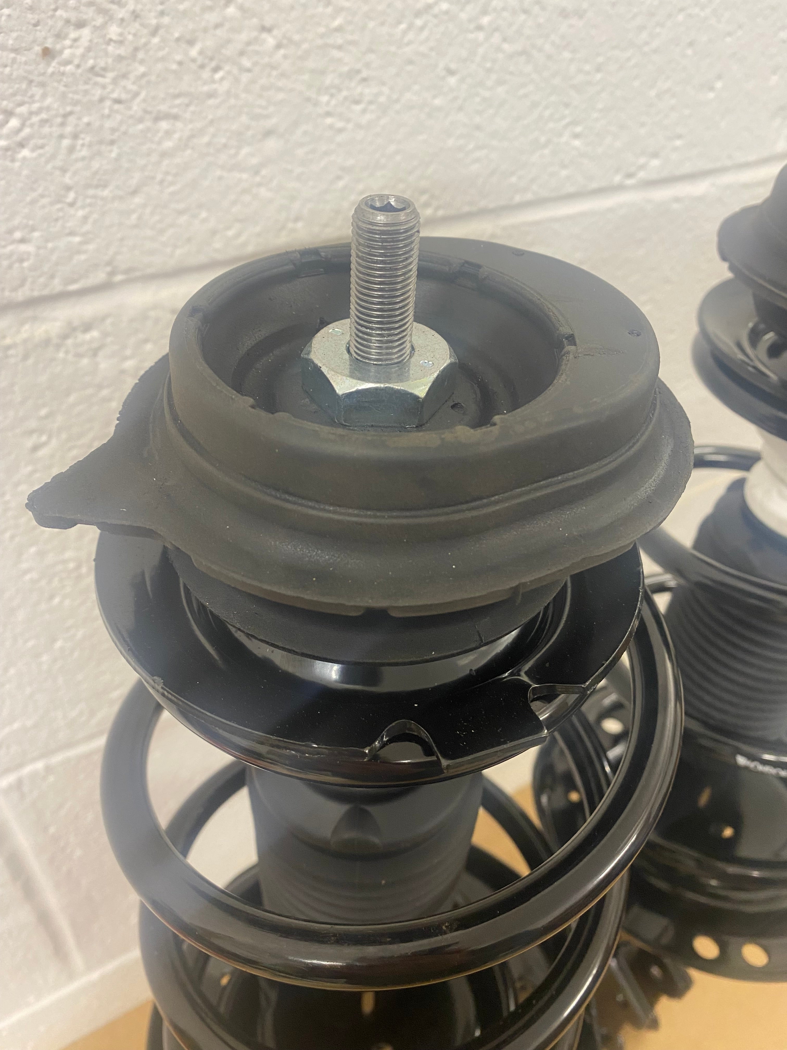 Fiat 500 1.2 Petrol Fully Built Front Shock Absorber Pair Ford Ka Brand New